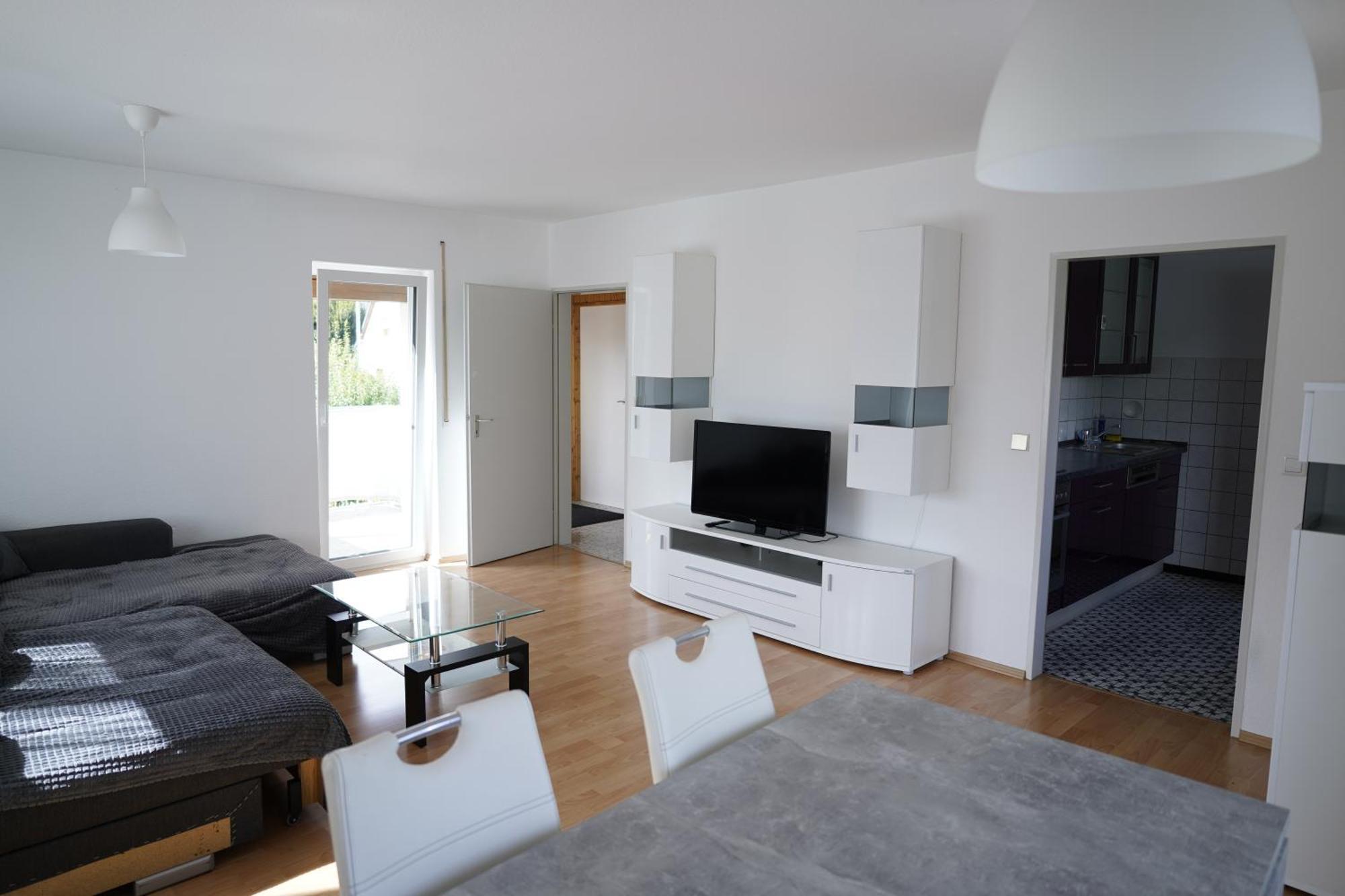 Helle 2 Zimmer Ferienwohnung Mit 63Qm In Trossingen Exterior foto