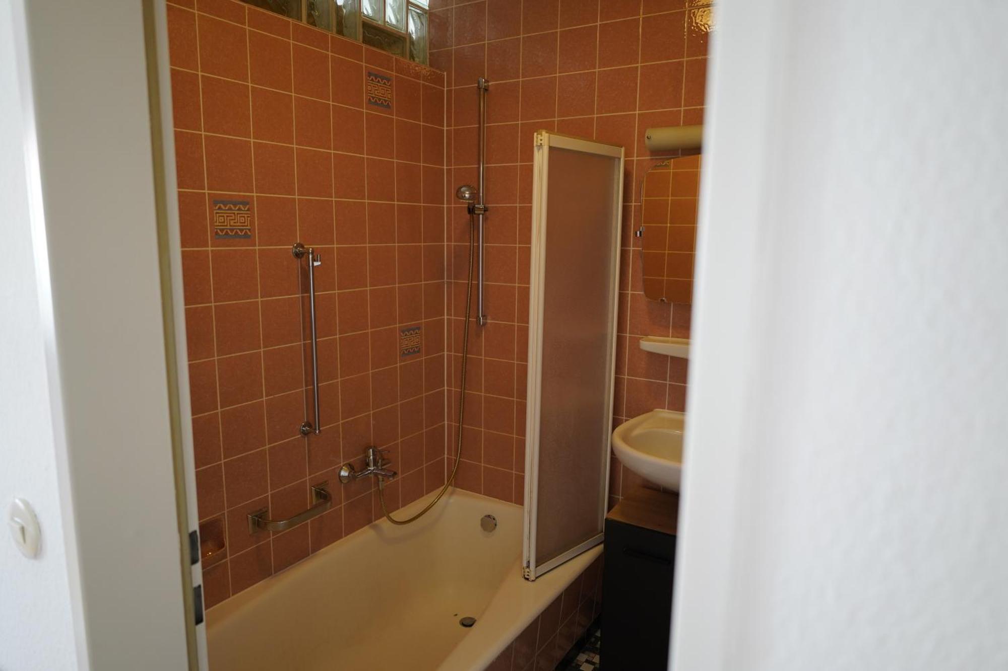 Helle 2 Zimmer Ferienwohnung Mit 63Qm In Trossingen Exterior foto